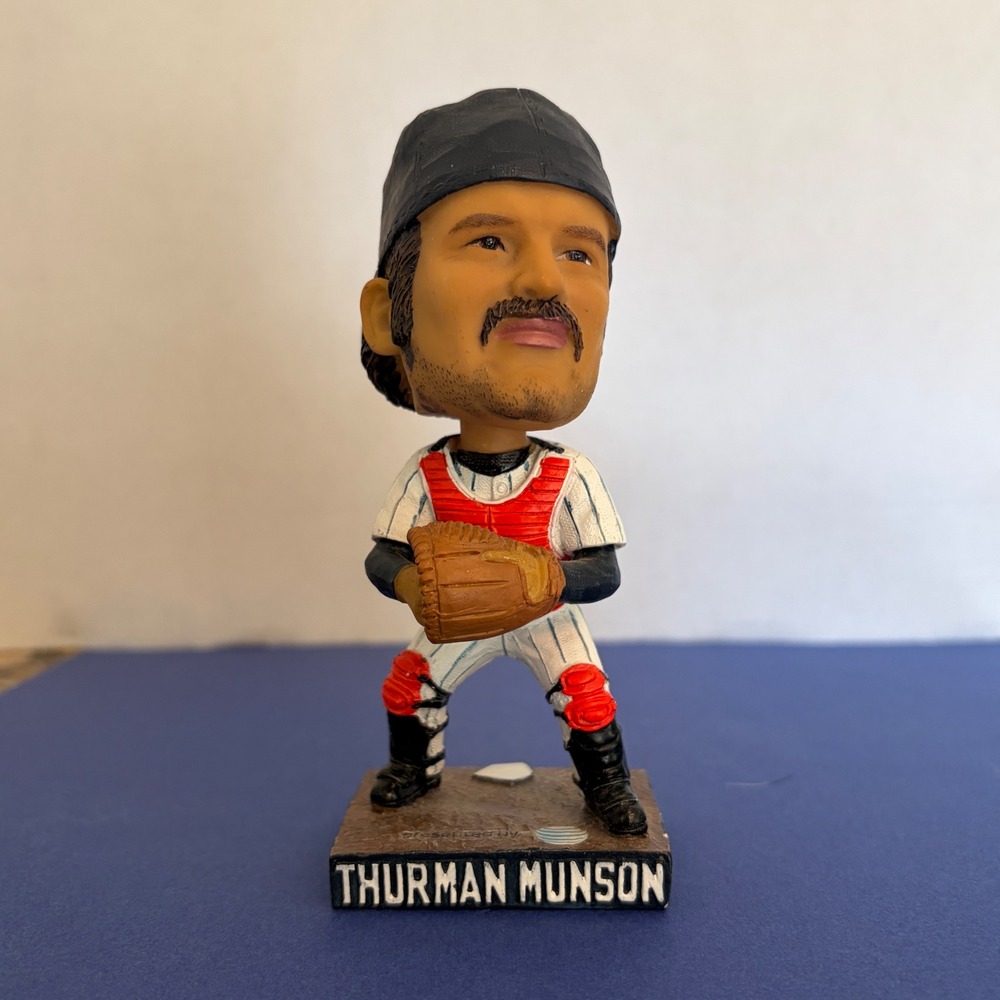 Thurman Munson New York Yankees Bobblehead MLB Catching Pose AT&T SGA